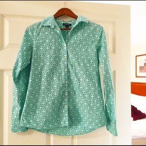 *DONATED Lands’ End No Iron Supima Button Down
